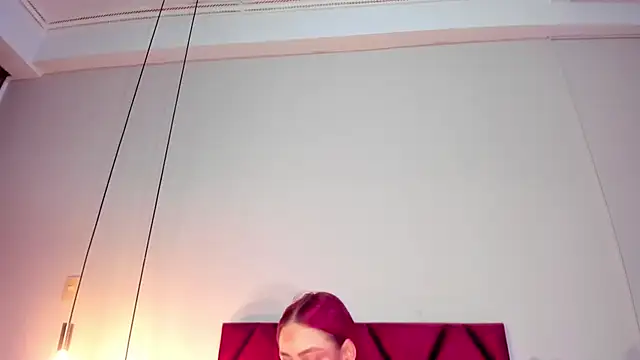 Snapshot of JupiteFox chatting on 10-28-25, 01:09 JupiteFox online show from 10-28-25, 01:09