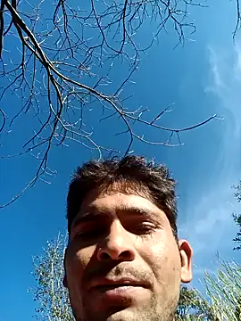 SunnyleoneBG online show from 12-30-24, 04:20