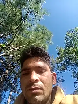 SunnyleoneBG online show from 10-19-25, 03:40