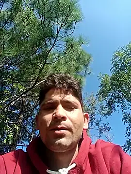 SunnyleoneBG online show from 10-27-25, 04:05