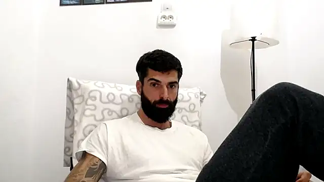 Verycutex online show from 11-12-25, 05:57