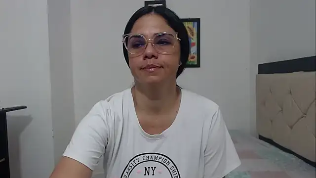 selena ferri online show from 05-04-26, 07:43
