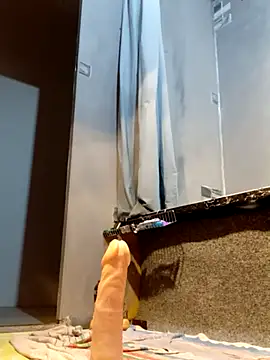 milosek81 online show from 11-02-25, 02:58