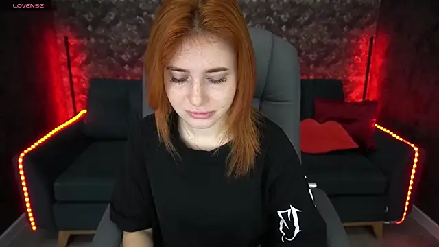 EmilyFoxxi online show from 01-06-25, 06:36