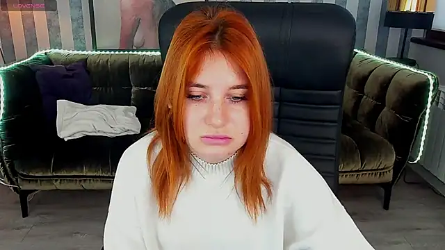 EmilyFoxxi online show from 01-13-25, 10:03