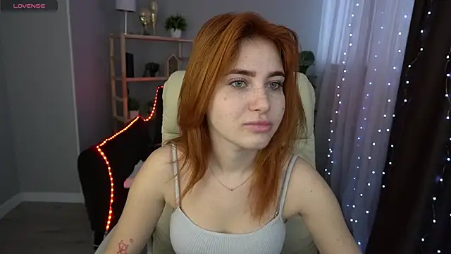 EmilyFoxxi online show from 01-24-25, 06:35