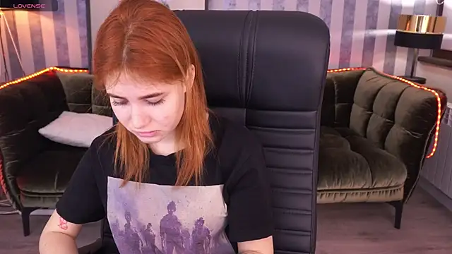 EmilyFoxxi online show from 01-25-25, 06:23