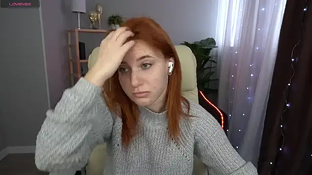 EmilyFoxxi online show from 01-31-25, 09:16