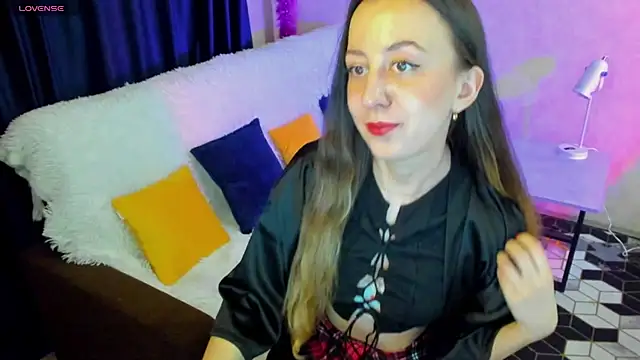 CurlySteph online show from 03-18-25, 04:04