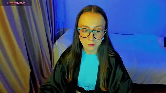 CurlySteph online show from 03-04-26, 07:53