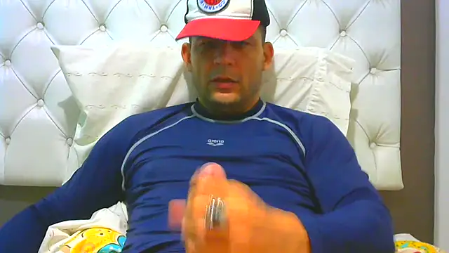 Snapshot of altenori112 chatting on 07-27-26, 01:12 altenori112 online show from 07-27-26, 01:12