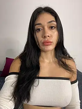 Snapshot of LaanaCooper chatting on 02-11-25, 12:16 LaanaCooper online show from 02-11-25, 12:16