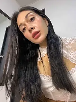 Snapshot of LaanaCooper chatting on 03-14-25, 01:24 LaanaCooper online show from 03-14-25, 01:24