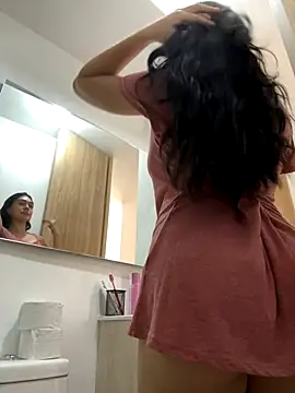 Snapshot of LaanaCooper chatting on 10-23-25, 03:44 LaanaCooper online show from 10-23-25, 03:44