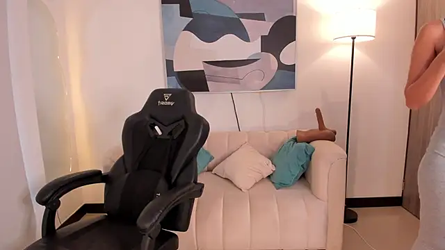 SaraParker  online show from 11-24-25, 08:19