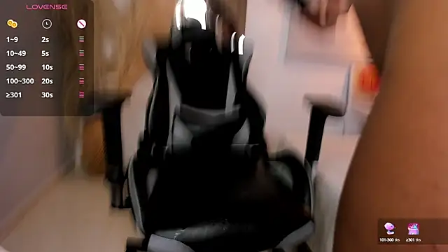 ashley 23  online show from 12-25-24, 12:16