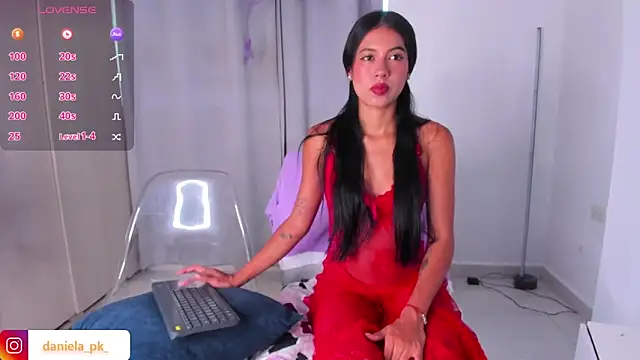 roxy pk  online show from 11-24-25, 07:24