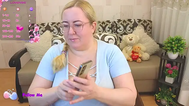 Ginesia online show from 02-16-25, 02:00