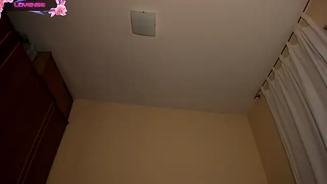 stefany miller77 online show from 10-20-25, 05:08