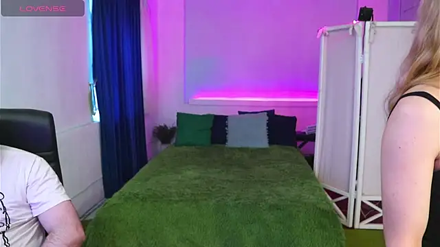 AlisaAleksandr online show from 10-10-25, 10:58