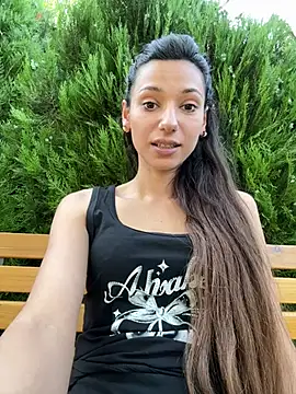Snapshot of _MiaQueen_ chatting on 06-28-26, 03:51 MiaQueen online show from 06-28-26, 03:51