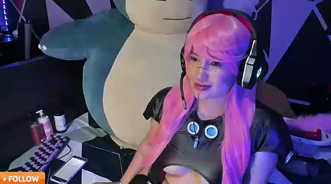 Snapshot of Emilythemachine chatting on 02-27-25, 01:38 Emilythemachine online show from 02-27-25, 01:38