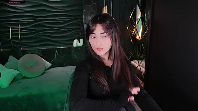 KylieMellow online show from 01-03-25, 05:39