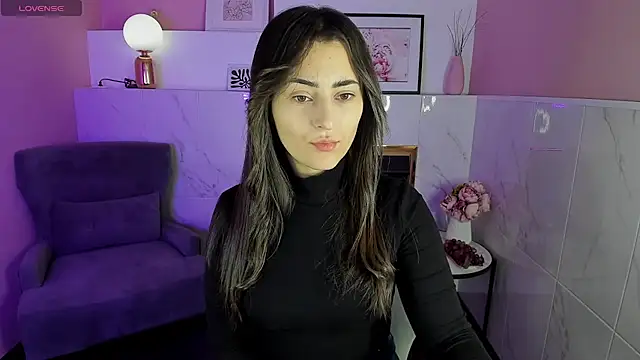 KylieMellow online show from 01-18-25, 05:41
