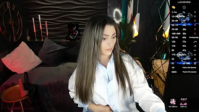 KylieMellow online show from 06-26-26, 01:59