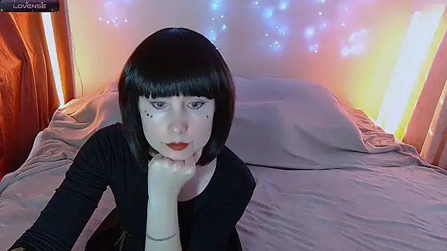 Snapshot of bekyboop chatting on 10-31-25, 10:38 bekyboop online show from 10-31-25, 10:38