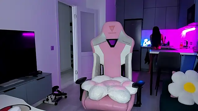 Snapshot of wow_lovie chatting on 03-31-26, 07:42 wow lovie online show from 03-31-26, 07:42