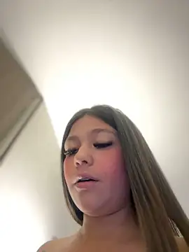 Alyshanon18 online show from 03-20-25, 12:08