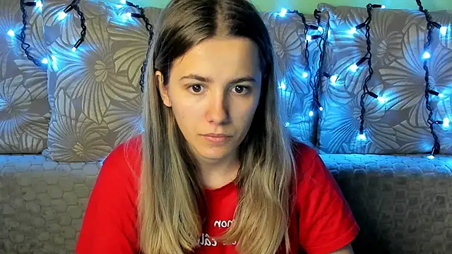 MaggieCake online show from 10-29-25, 01:30