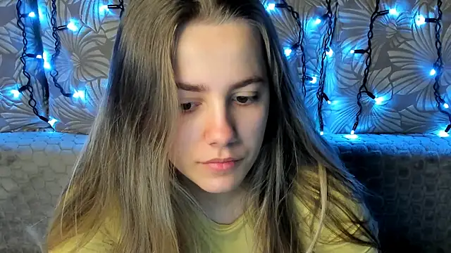 MaggieCake online show from 02-15-26, 04:09