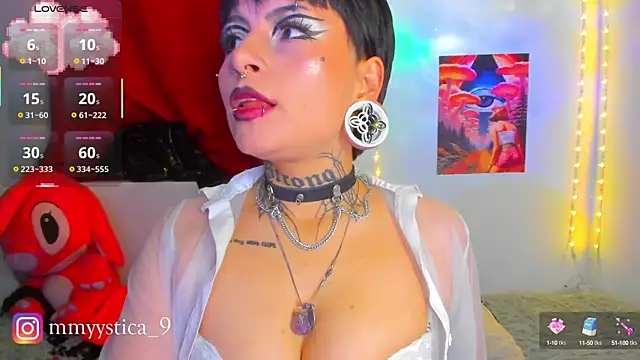 Snapshot of Rainnbow_ chatting on 09-27-25, 07:02 Rainnbow online show from 09-27-25, 07:02