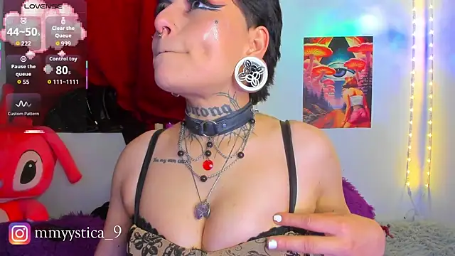 Snapshot of Rainnbow_ chatting on 10-01-25, 08:09 Rainnbow online show from 10-01-25, 08:09