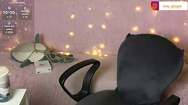 Ginger Stay online show from 01-13-25, 09:19