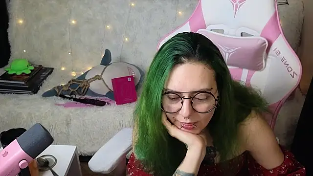 Ginger Stay online show from 01-14-26, 10:10