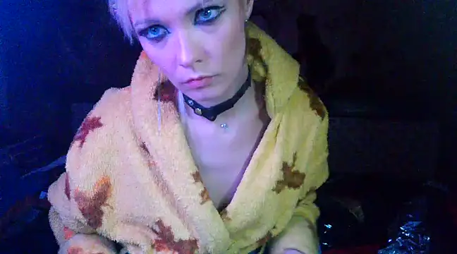 Snapshot of WildMissNiks chatting on 02-26-25, 04:14 WildMissNiks online show from 02-26-25, 04:14