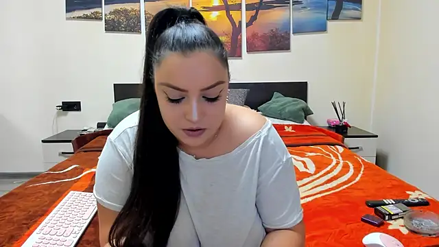 adelline online show from 12-13-24, 10:13