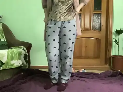 AngelTough20 online show from 10-10-25, 10:20