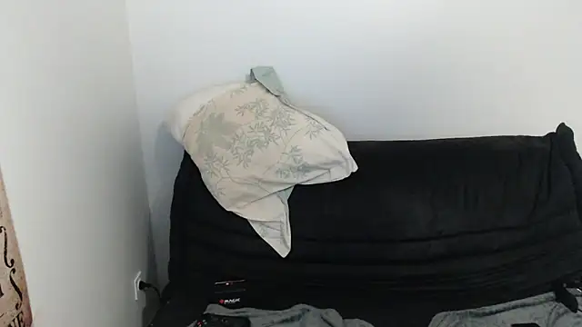 missthon0 online show from 03-17-25, 11:21