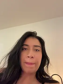 KallyMyller1 online show from 05-12-26, 07:44