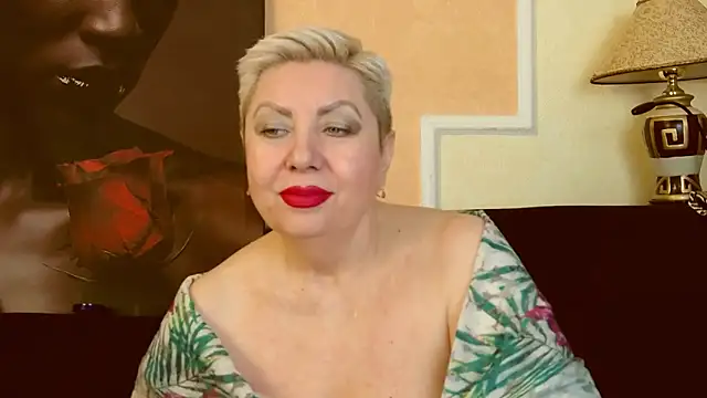 LadyPosh online show from 01-08-25, 10:06