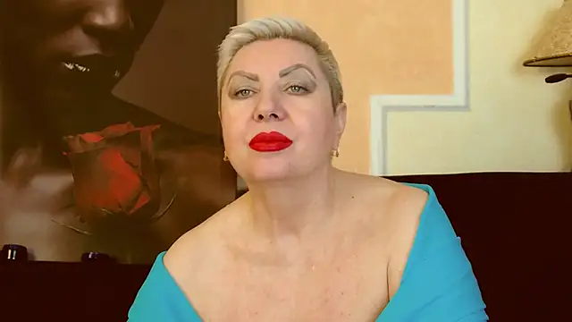 LadyPosh online show from 02-19-25, 01:18