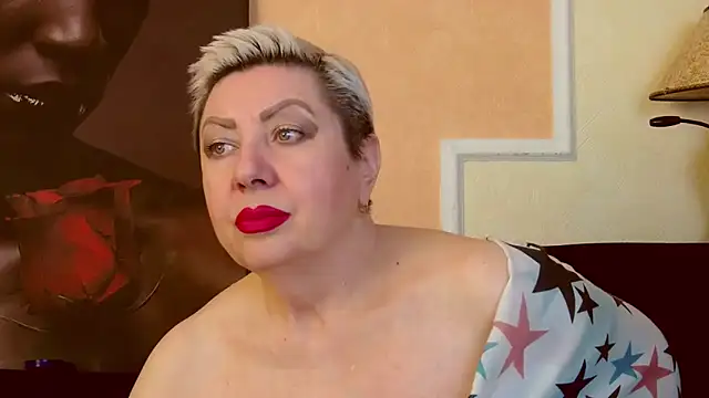 LadyPosh online show from 11-20-25, 09:14