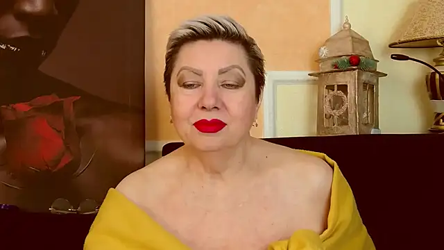 Snapshot of LadyPosh chatting on 03-13-26, 09:10 LadyPosh online show from 03-13-26, 09:10