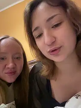 Snapshot of Vralice chatting on 02-18-26, 09:22 Vralice online show from 02-18-26, 09:22