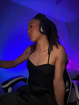 thebrattygoddess online show from 12-22-24, 10:25