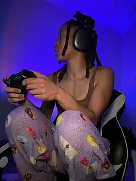 thebrattygoddess online show from 01-05-25, 09:03